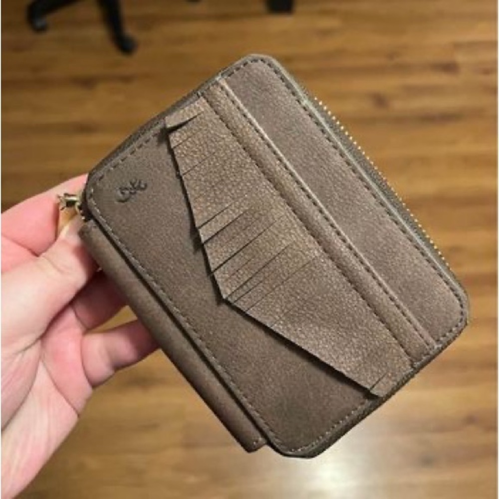 Small Browning wallet. Never used.